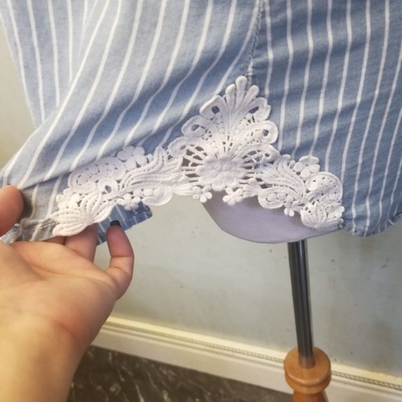 C&C California striped embroidery detailing size Small Petite (243) - Picture 5 of 8